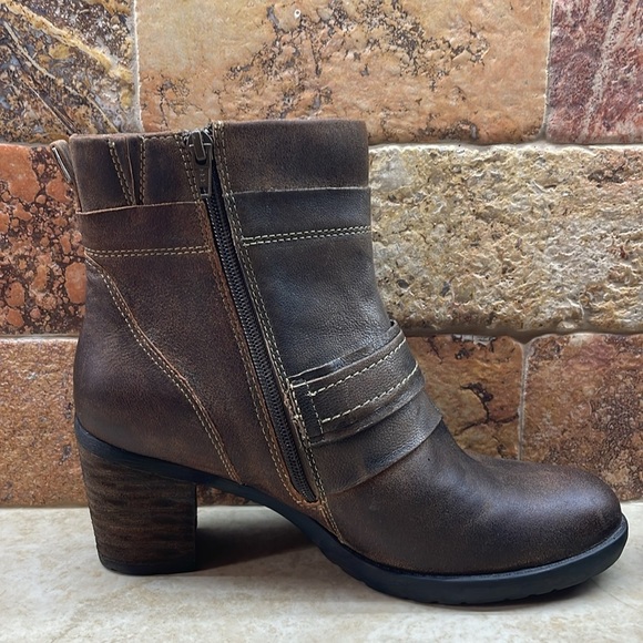 Earth Women’s Boots Shoes Montana Sandstone Zipper Heels Leather Brown Size 9 B - Picture 9 of 16